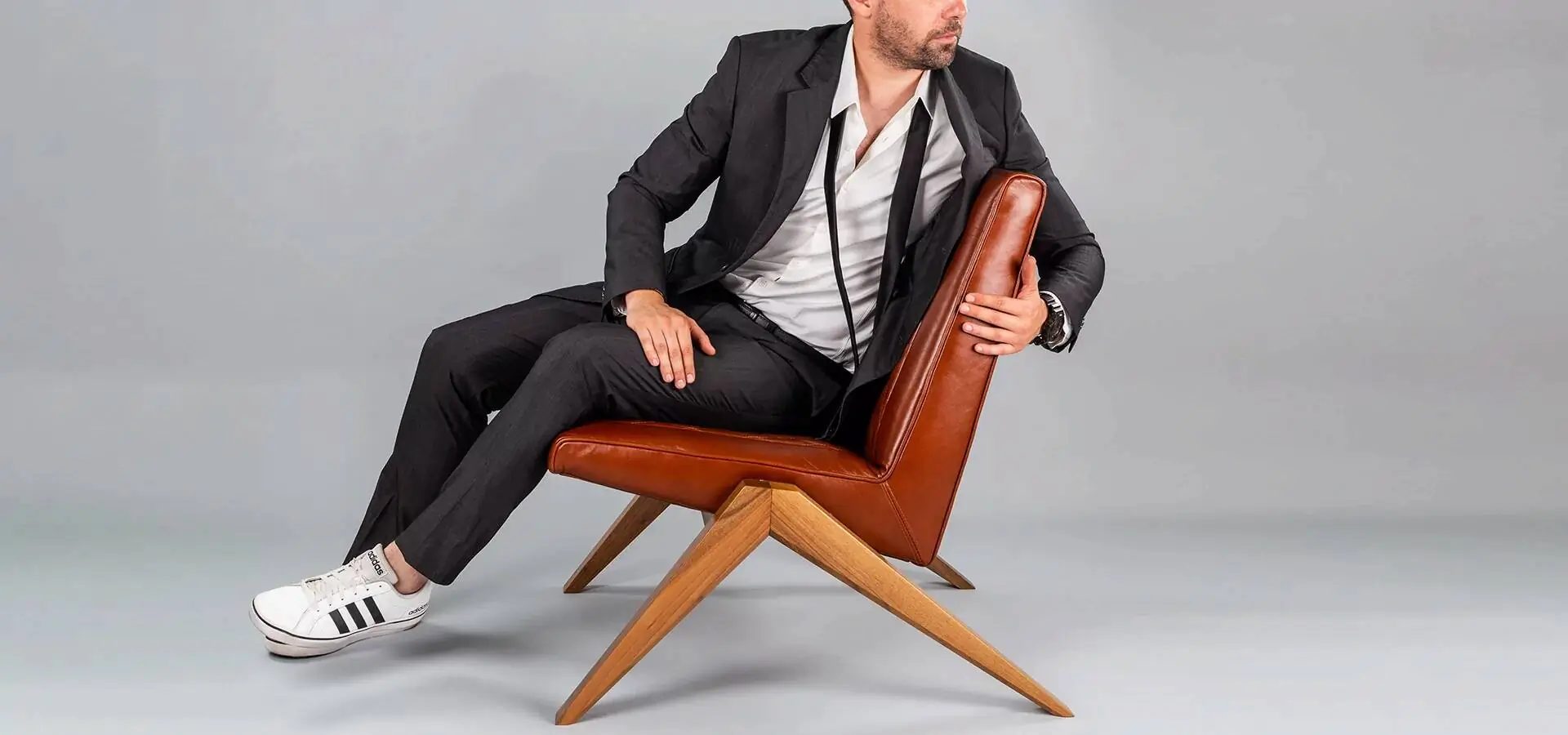 ACE retro armchair - Wood Line Design Studio
