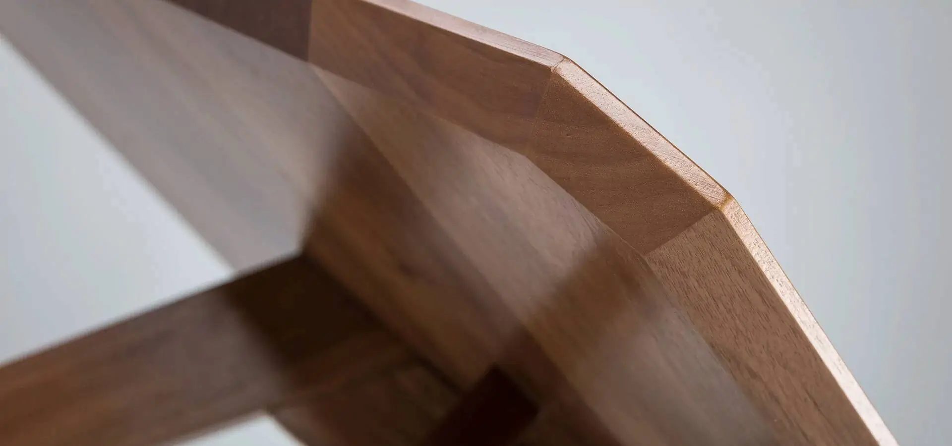 OPUS CLUB coffee table - Wood Line Design Studio